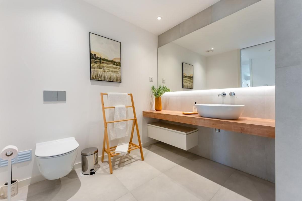 Design - Stylish & Spacious Retreat Lagos