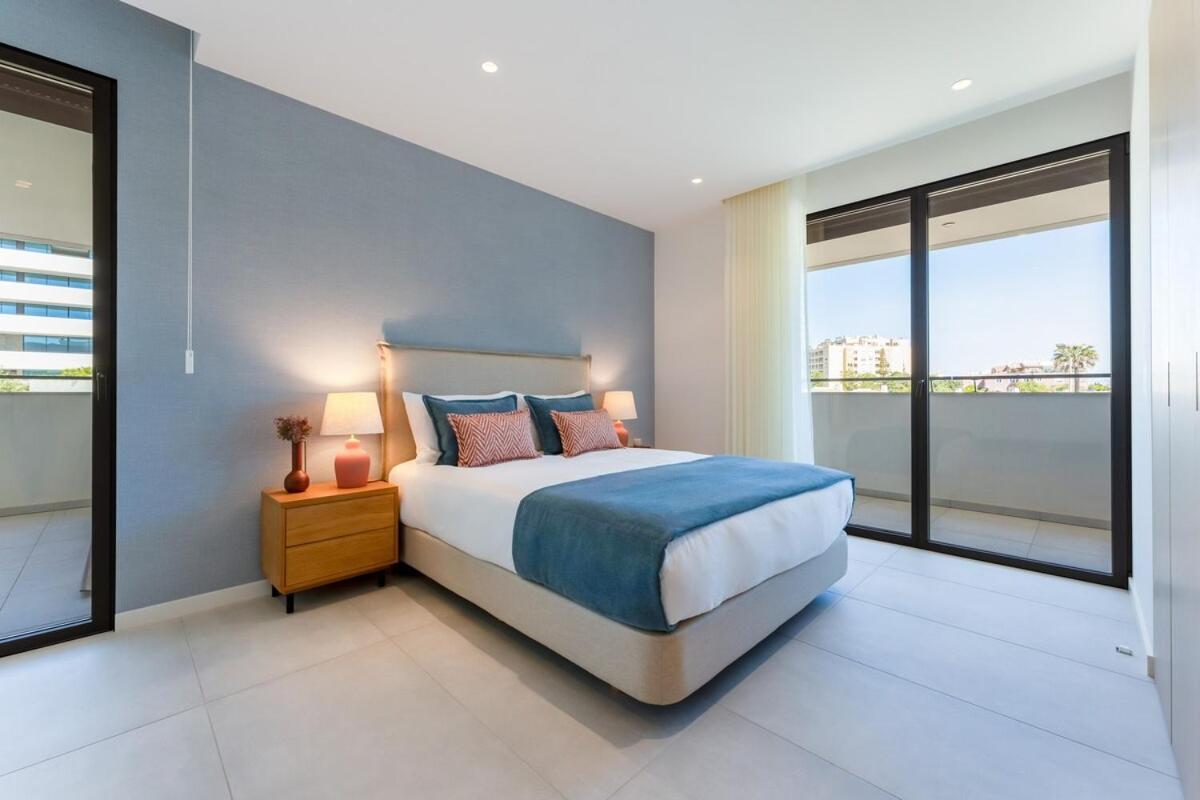 Apartment Design - Stylish & Spacious Retreat *